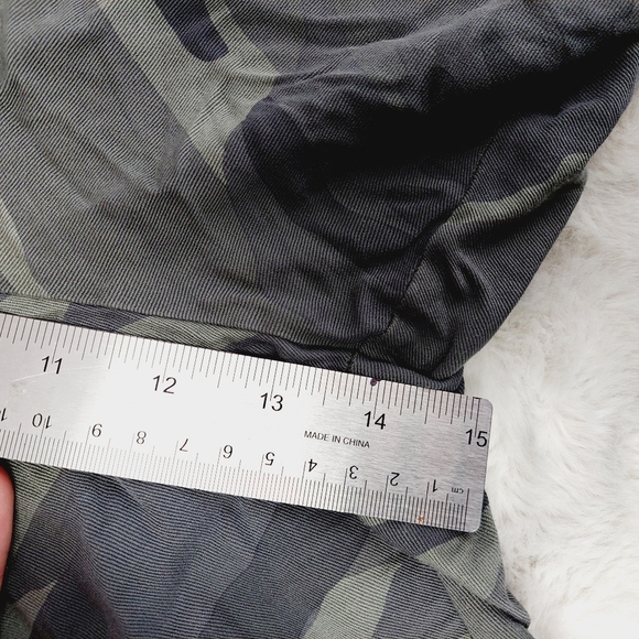 Splendid Women's Olive Camoflage Sweatpants Drawstring Jogger P5755 - Picture 6 of 9